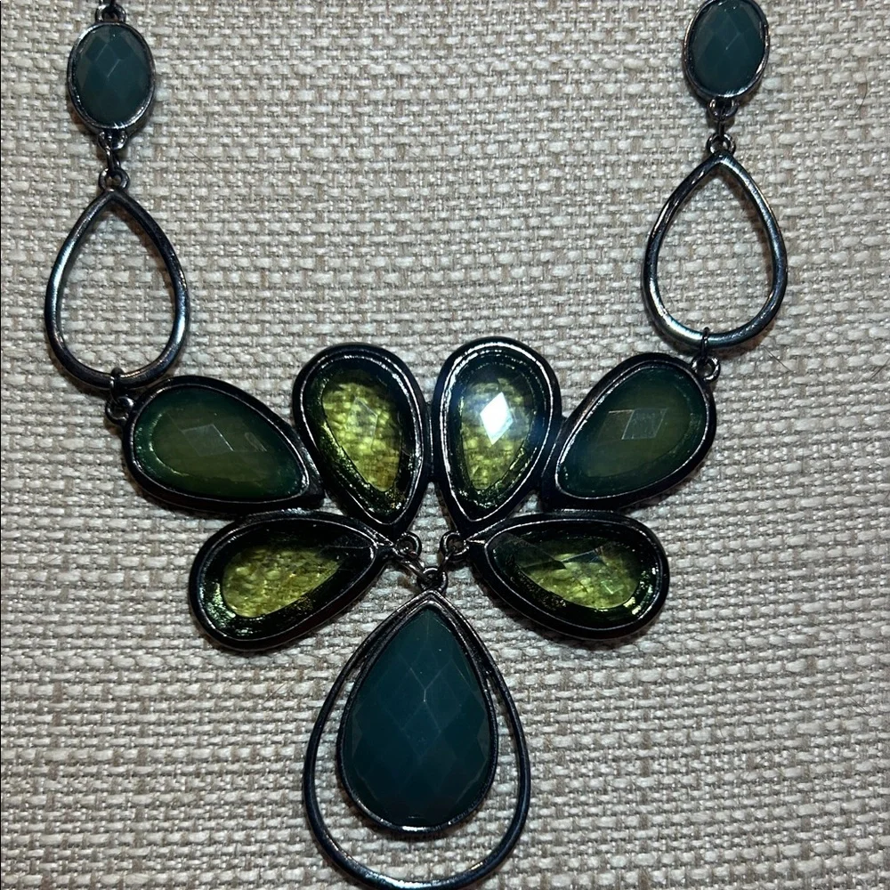 Vintage Green & Gunmetal Faceted Teardrop Statement Necklace